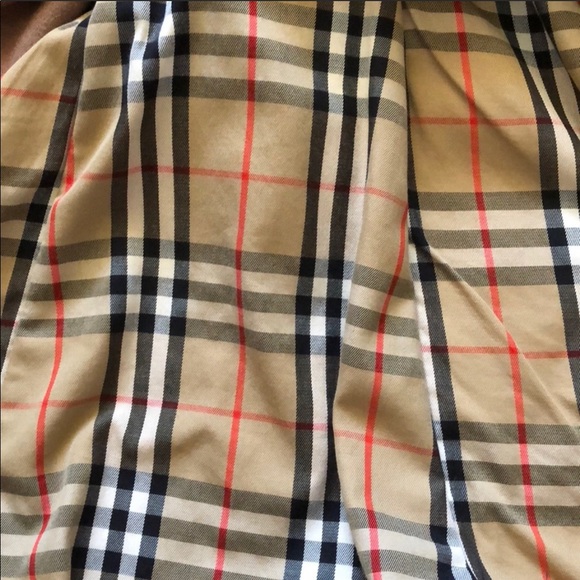 Vintage Men’s Burberry Trench Coat - Picture 3 of 3